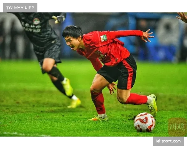 河南队2比1逆转成都蓉城 客场展现顽强斗志